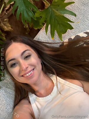 Riley Reid Nude Leaked Photo #368