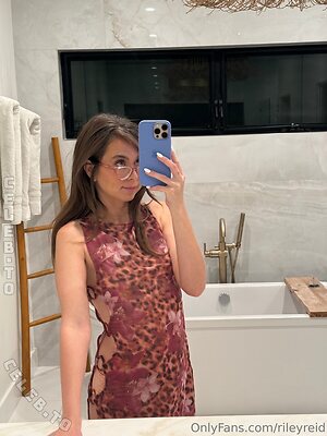 Riley Reid Nude Leaked Photo #431