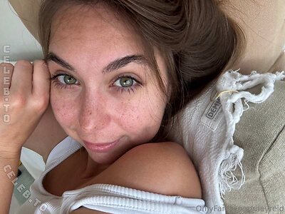 Riley Reid Nude Leaked Photo #501