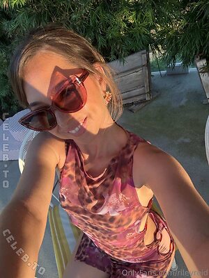 Riley Reid photo