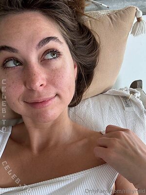 Riley Reid photo
