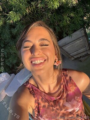 Riley Reid Nude Leaked Photo #993