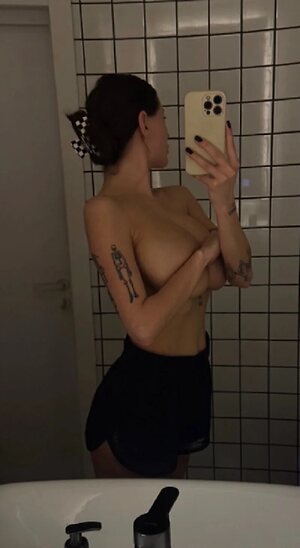 Rita F. Nude Leaked Photo #13