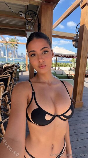 Rita Faez Nude Leaked Photo #3