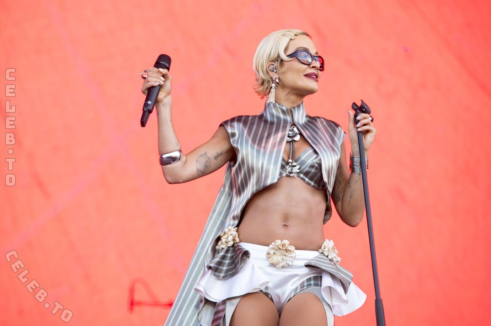 Rita Ora photo