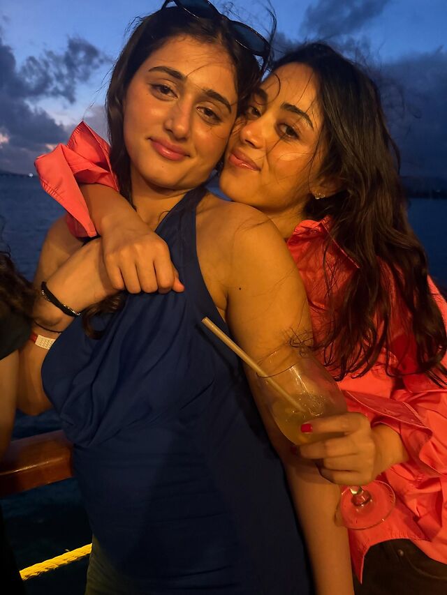 Riya Kohli leaked photos