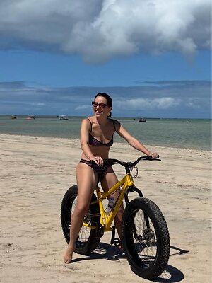 Roberta Sá leaked photo #8