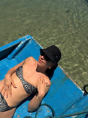 Roberta Sá leaked photo #9