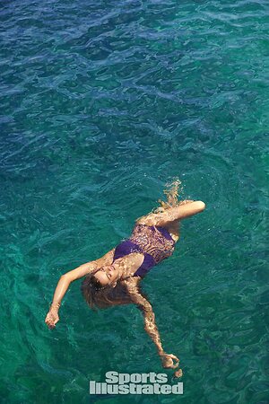 Robyn Lawley leaked photo #45