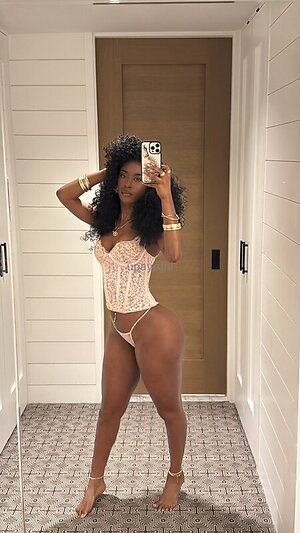 Rohilu leaked photo #5