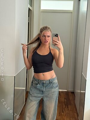 Romina Jana Nude Leaked Photo #13