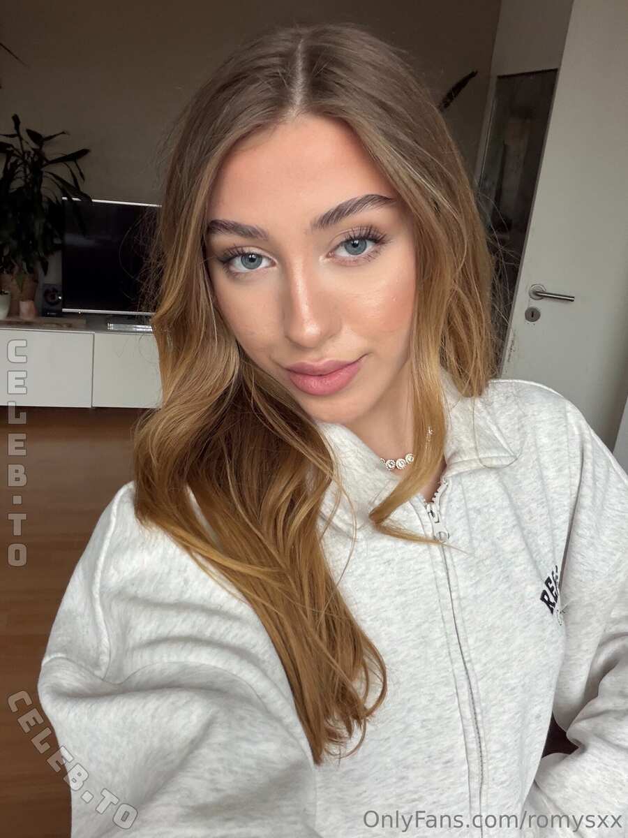 Romyxxs photo