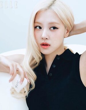 Rosé leaked photo #9