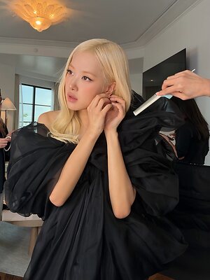 Rosé leaked photo #130