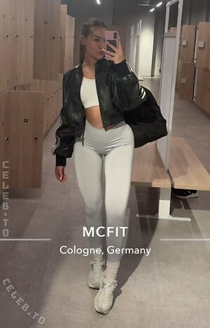 Rosajcb Nude Leaked Photo #10