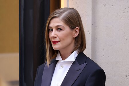 Rosamund Pike leaked photo #54