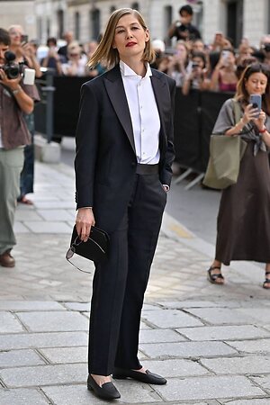 Rosamund Pike leaked photo #57