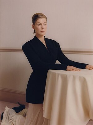 Rosamund Pike Nude Leaked Photo #100
