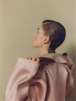 Rosamund Pike Nude Leaked Photo #102
