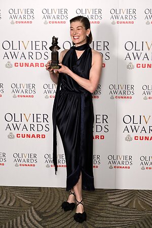 Rosamund Pike leaked photo #126