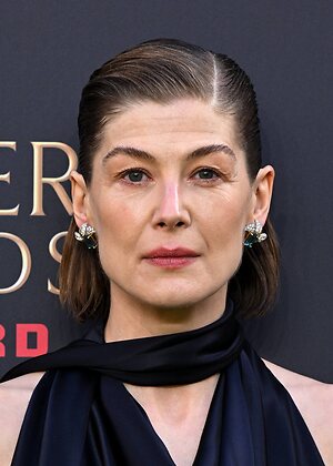 Rosamund Pike leaked photo #129