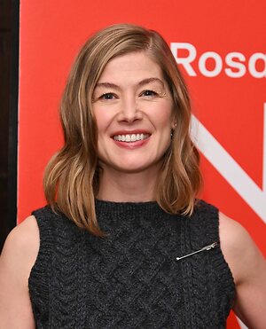 Rosamund Pike leaked photo #143