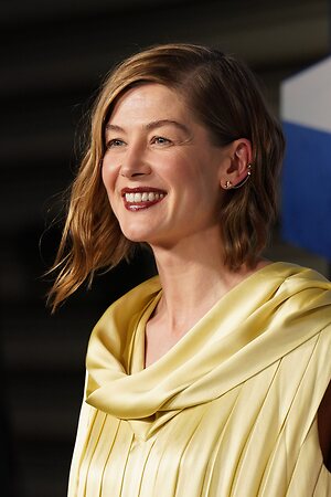 Rosamund Pike leaked photo #147
