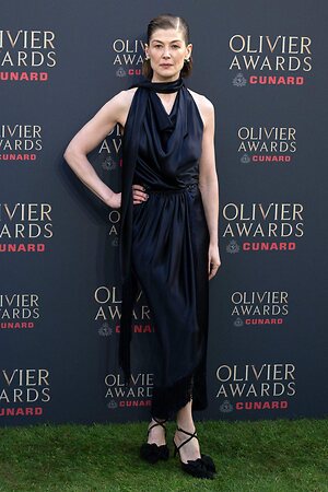 Rosamund Pike leaked photo #160