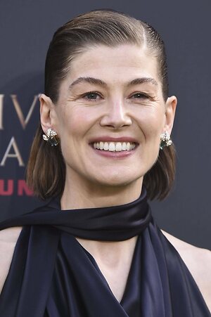 Rosamund Pike leaked photo #187