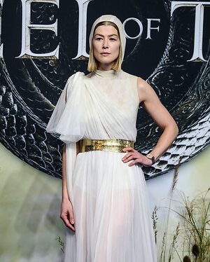 Rosamund Pike leaked photo #210