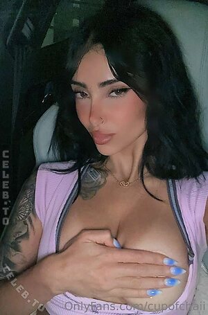 Rose Zara / cupofchaii photo