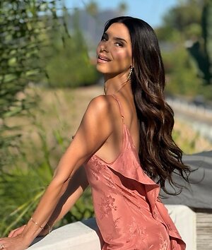 Roselyn Sanchez leaked photo #44