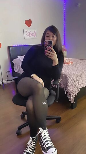 Set 10 — 8 photos