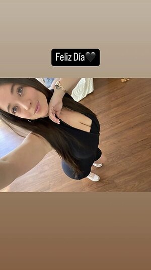 RoseTaylorLA leaked photo #44