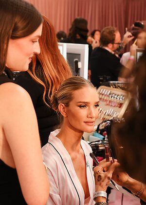 Rosie Huntington-Whiteley leaked photo #140