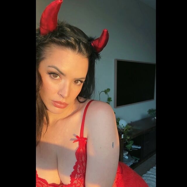 Rosie Okumura leaked photos