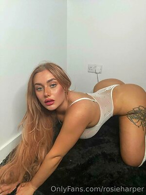 RosieMayHarper leaked photo #71