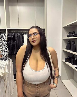 Rosiepicache Nude Leaked Photo #56
