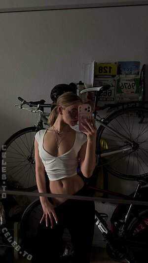 Rotnelchen Nude Leaked Photo #6