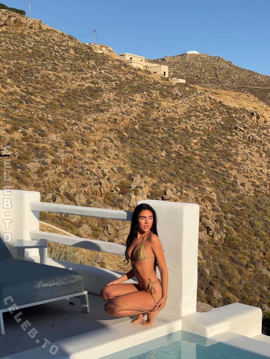 Roxanarosuu photo