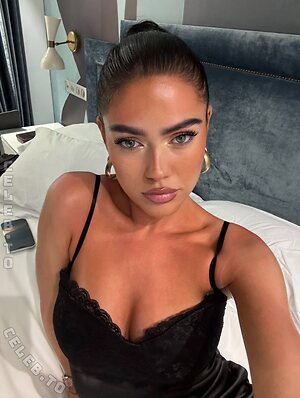 Roxanarosuu photo