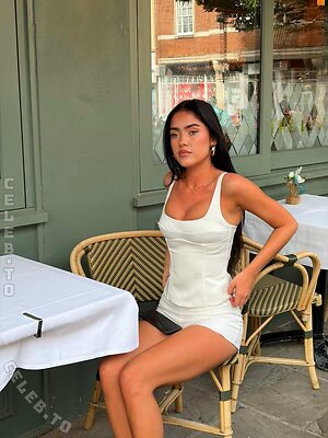 Roxanarosuu photo