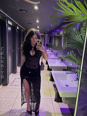 Roxy Mya / rxy.bb Nude Leaked Photo #5