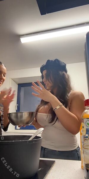 Roxy Mya / rxy.bb leaked photo #38