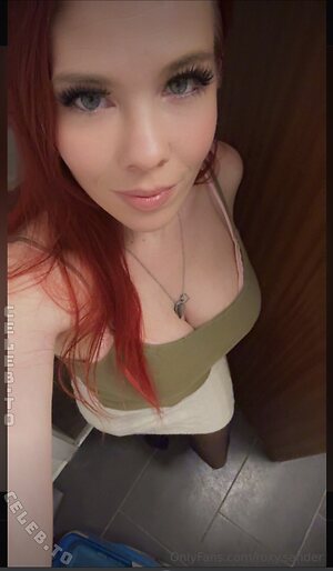 Roxy Sander Nude Leaked Photo #6