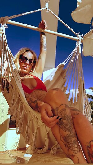 Roxy_Wayne Nude Leaked Photo #5