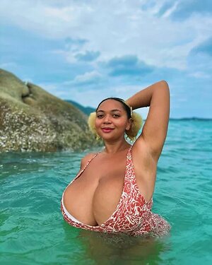 Roza Vasilishina leaked photo #48
