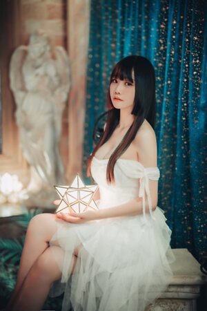 Ru Nude Leaked Photo #16