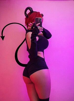 Ruan YU leaked photo #3