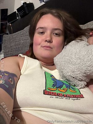 Ruby Parker leaked photo #19